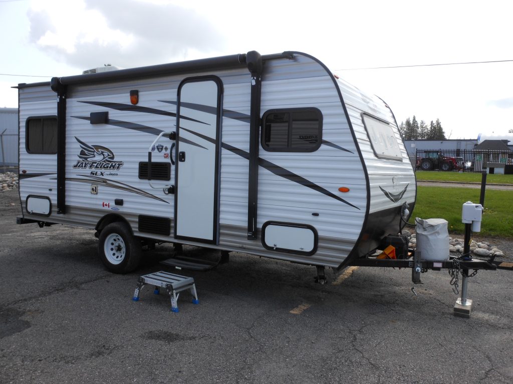 Jayco travel trailer with the hitch in focus