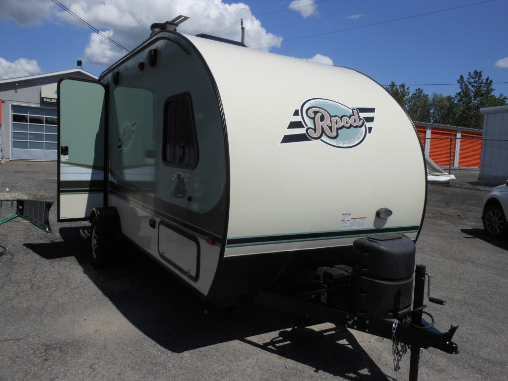R Pod travel trailer with hitch exposed