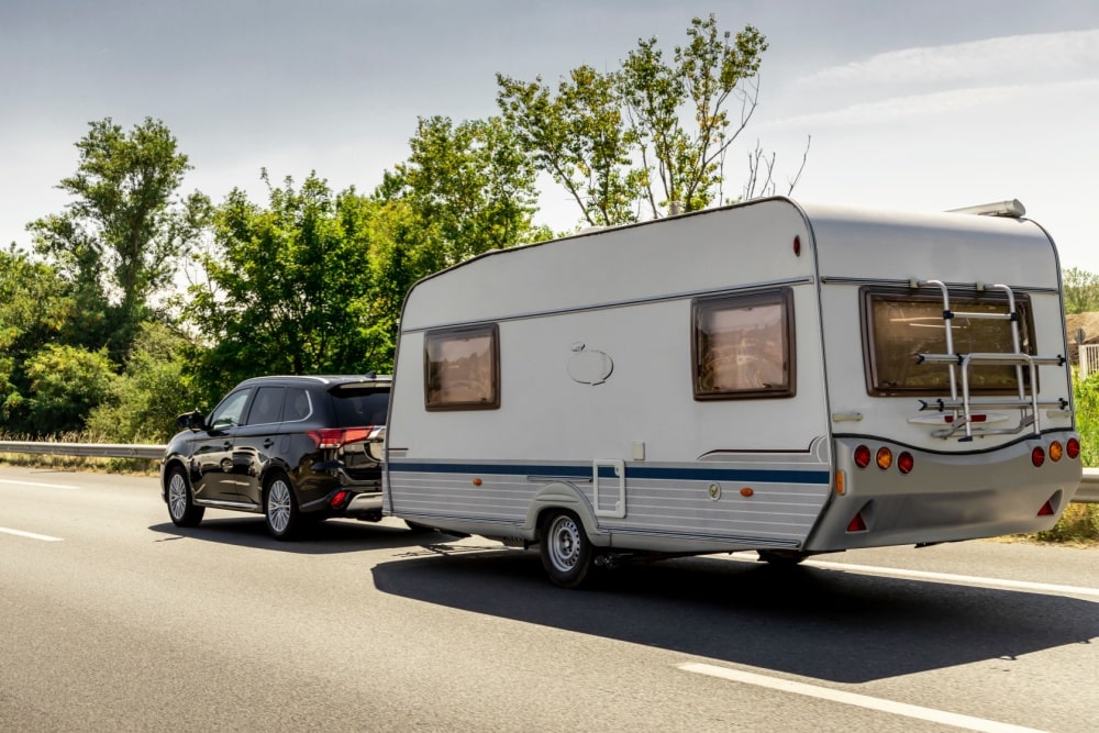 towing a trailer on a freeway road